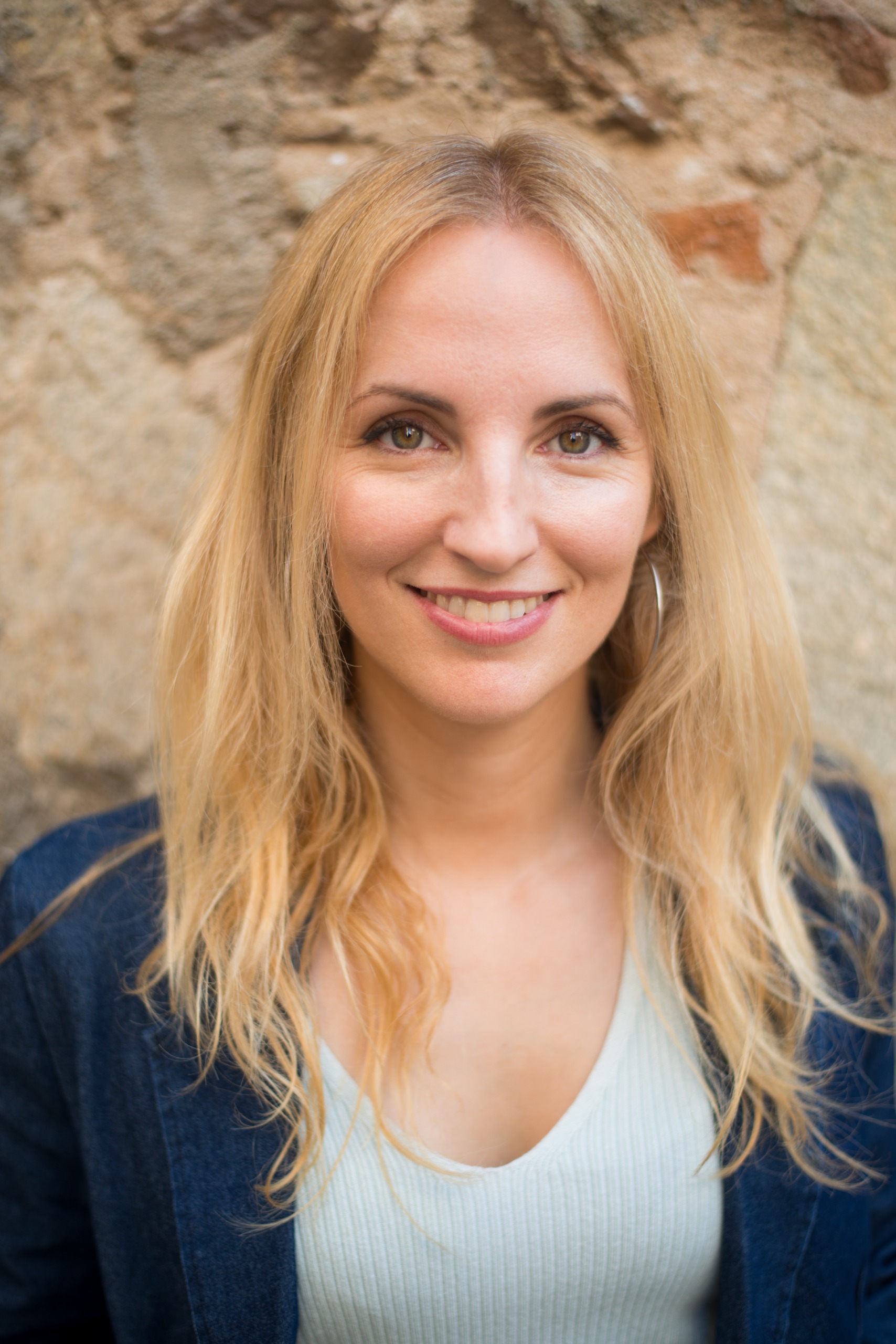 Retrat d'Aïda Llauradó Álvarez, regidora de Badalona En Comú